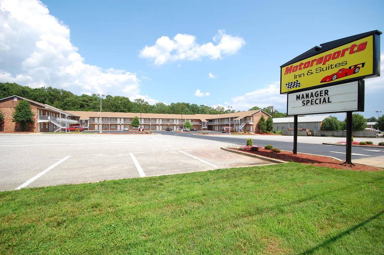 Millville Motorsports Inn And Suites Luaran gambar